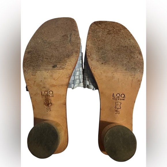 LOQ Woven Slide Sandals - Picture 11 of 13
